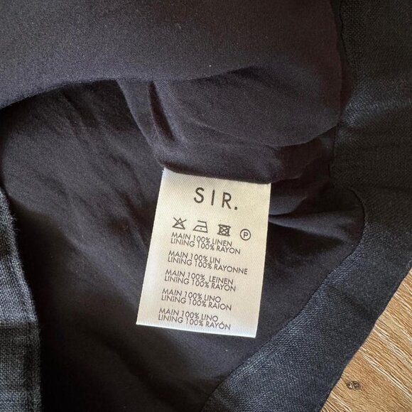 SIR. black round neck sleeveless comfort pullover cropped tank womens top size 1 - Picture 4 of 4